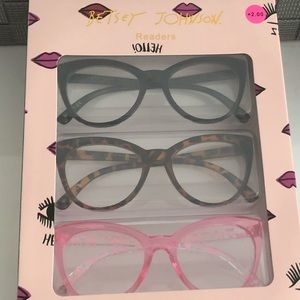 Betsey Johnson +2.0 Readers